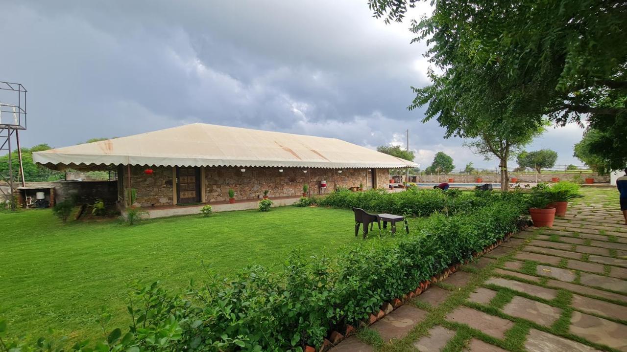 The Rustic Villa, A Stay With Luxuries Amenities And Exotic Nature Джапур Экстерьер фото