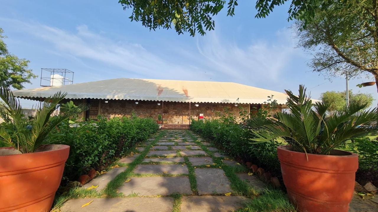 The Rustic Villa, A Stay With Luxuries Amenities And Exotic Nature Джапур Экстерьер фото